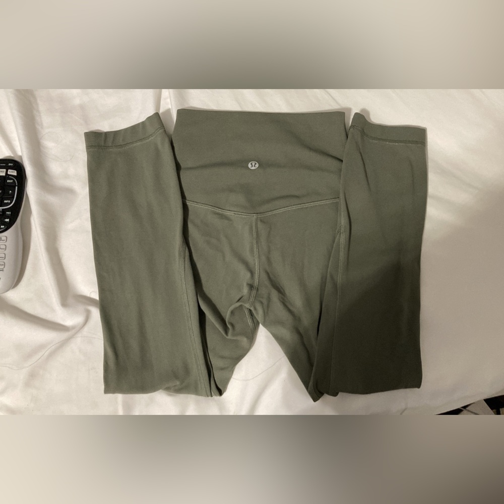 Lululemon wunder under leggings